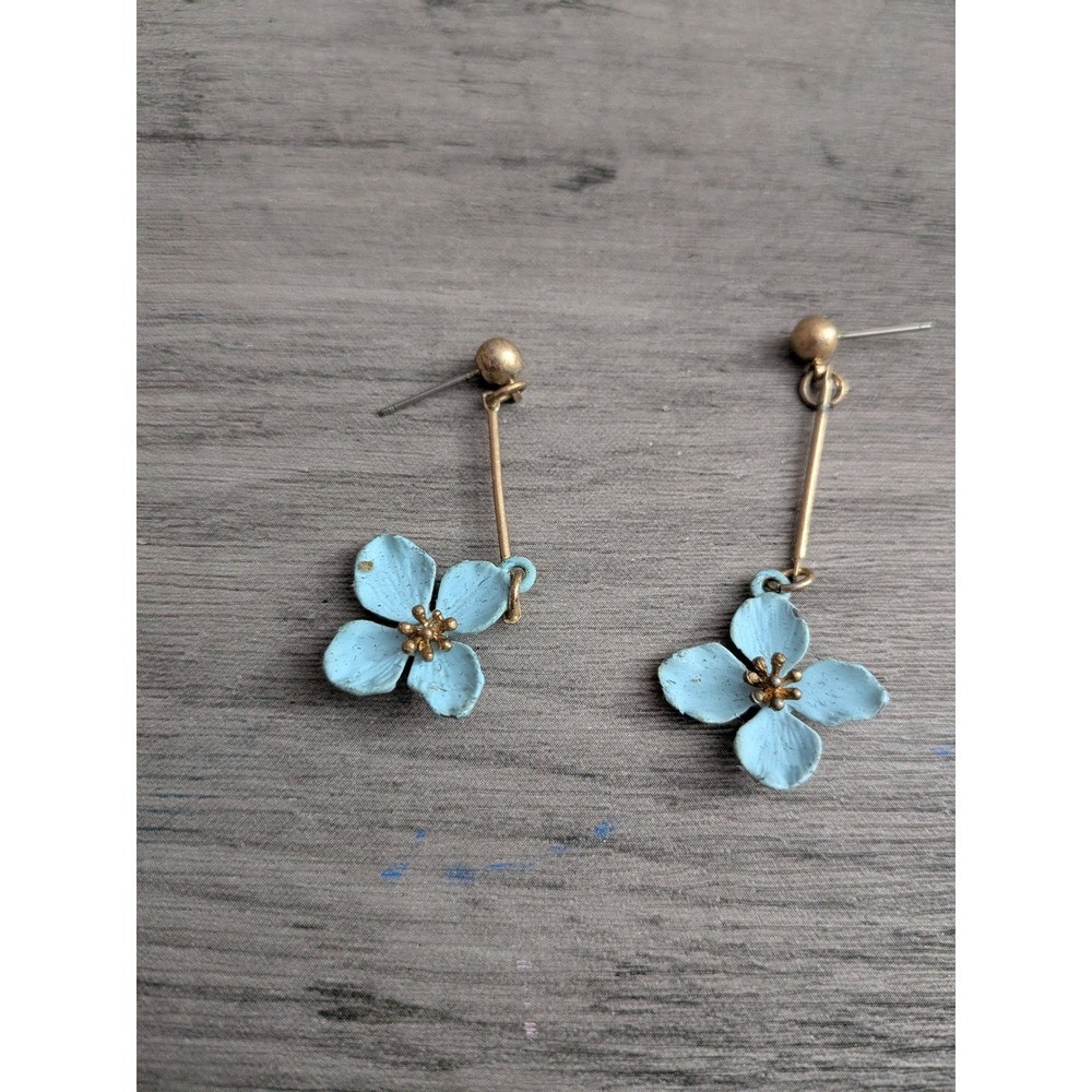 Light Blue Enameled Flower Drop Earrings Gold Tone Floral Dangle Cottagecore